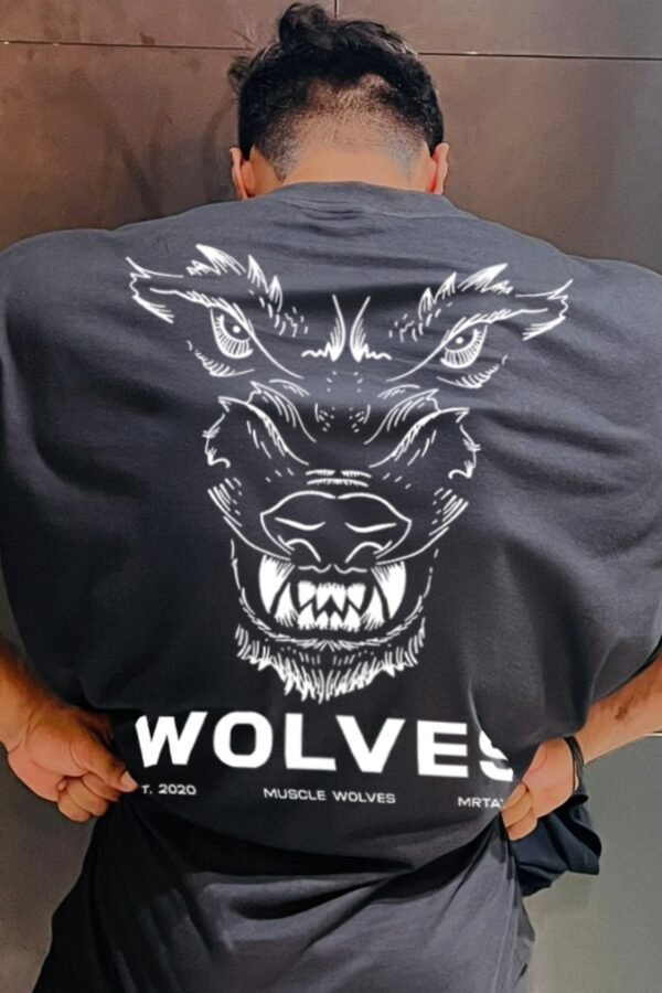 Wolf Back Oversized T-Shirt - Image 2