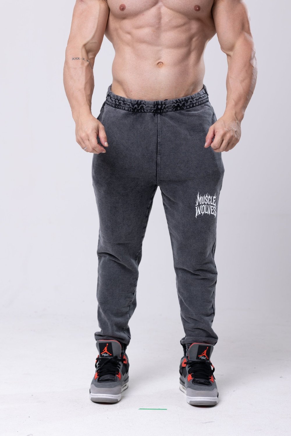 Alternative view of Howlforce Jogger