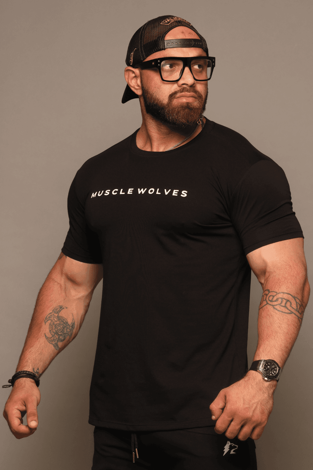 Alternative view of Muscle Wolves Signature Tee