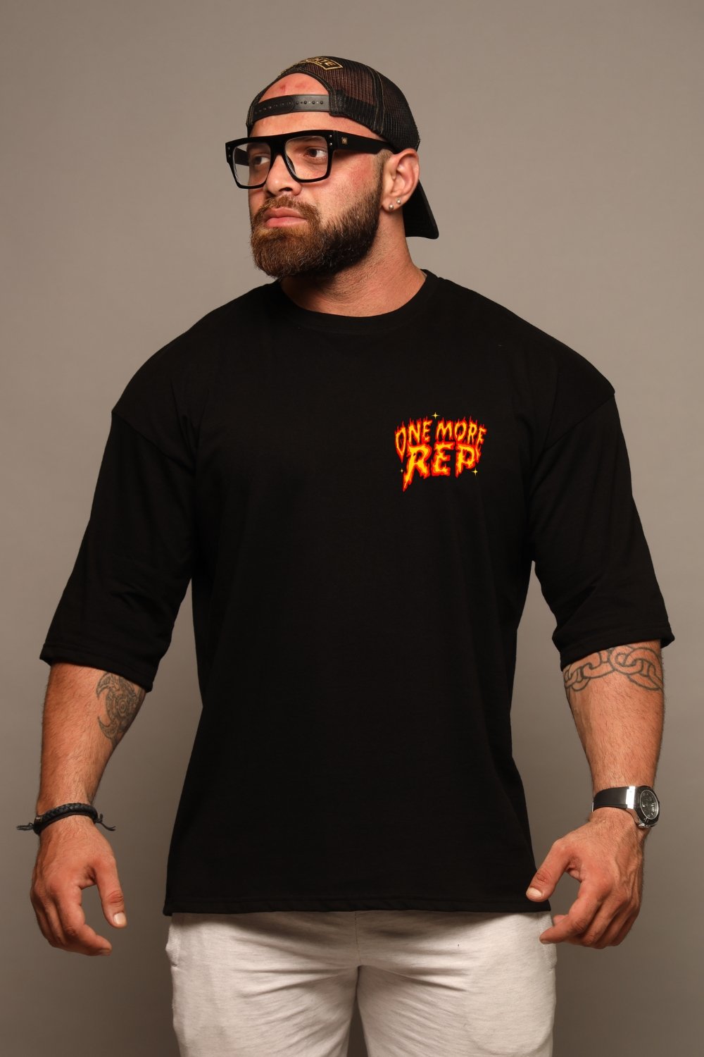 Alternative view of One More Rep Oversized Tee